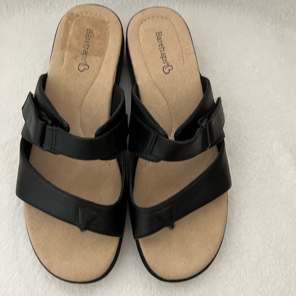 NWOT BareTraps Rowan Wedge Sandal WIDE - Picture 5 of 9